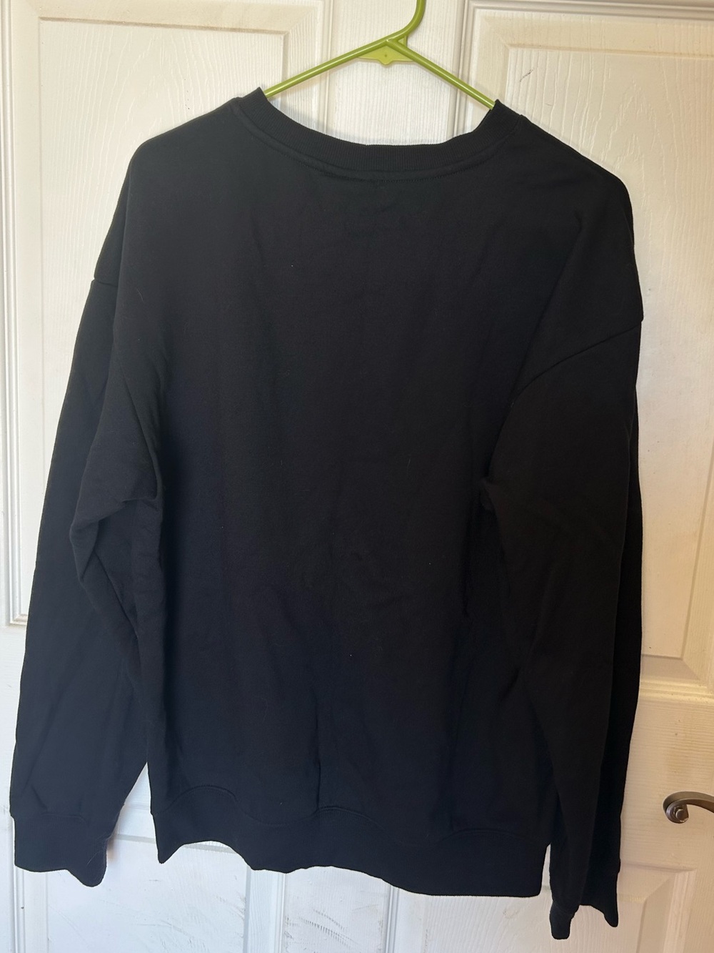 H&M Men's Black Crewneck Pullover Sweater